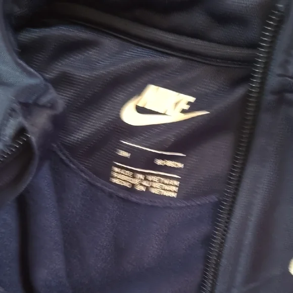 Baby Nike track suit - Picture 3 of 4